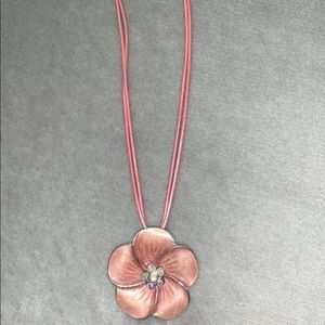Flower necklace